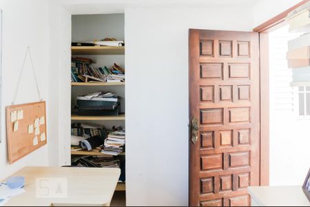 Casa à venda com 230m², 3 quartos e 3 vagasSuíte 