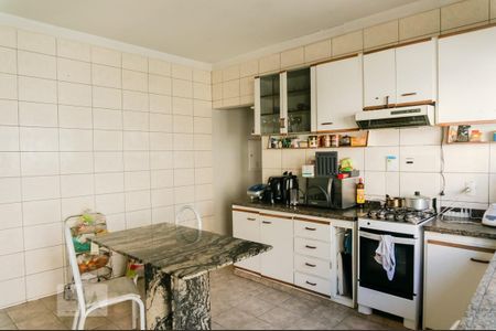 Casa à venda com 230m², 3 quartos e 3 vagasCozinha