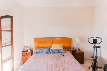 Casa à venda com 230m², 3 quartos e 3 vagasSuíte 