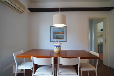 Apartamento à venda com 150m², 3 quartos e 2 vagasSala