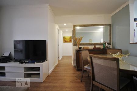Sala de apartamento à venda com 3 quartos, 70m² em Jardim Parque Morumbi, São Paulo