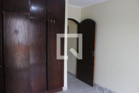 Casa para alugar com 95m², 3 quartos e 2 vagasQuarto 02