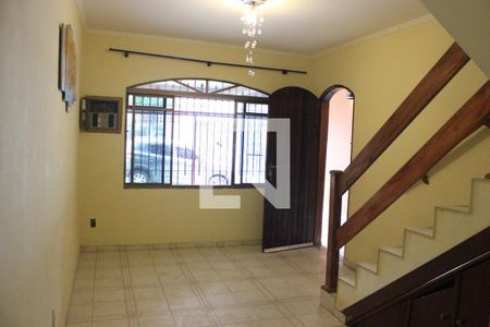 Casa para alugar com 3 quartos, 95m² em Parque Continental I, Guarulhos