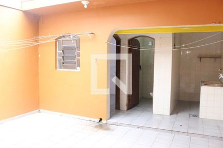 Casa para alugar com 95m², 3 quartos e 2 vagasEdícula