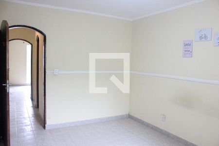 Casa para alugar com 95m², 3 quartos e 2 vagasQuarto 01