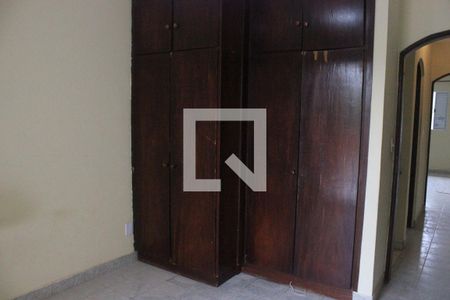 Casa para alugar com 95m², 3 quartos e 2 vagasQuarto 02