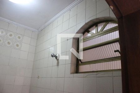 Casa para alugar com 95m², 3 quartos e 2 vagasBanheiro da Edícula
