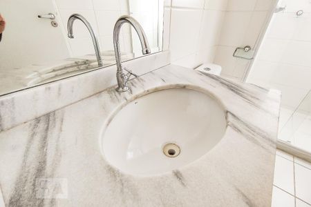 Apartamento para alugar com 66m², 2 quartos e 1 vaga Apartamento para alugar com 66m², 2 quartos e 1 vagaDetalhe do Banheiro