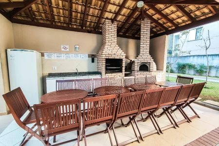 Apartamento para alugar com 66m², 2 quartos e 1 vaga Apartamento para alugar com 66m², 2 quartos e 1 vagaÁrea comum - Churrasqueira
