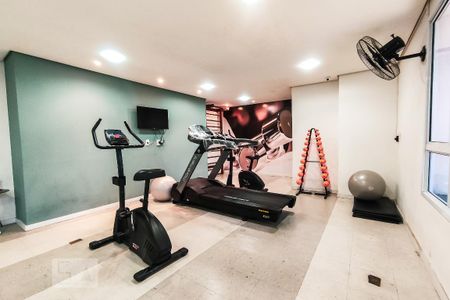 Apartamento para alugar com 66m², 2 quartos e 1 vaga Apartamento para alugar com 66m², 2 quartos e 1 vagaÁrea comum - Academia