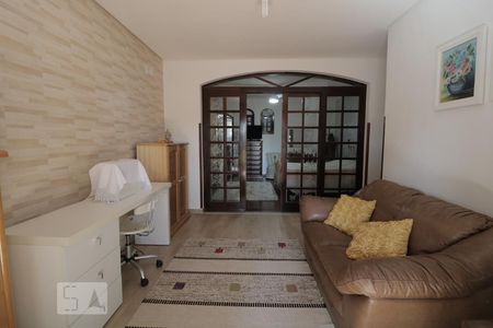 Casa para alugar com 220m², 2 quartos e 1 vagaSuite 