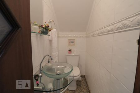 Lavabo de casa para alugar com 3 quartos, 220m² em Vila Nova Manchester, São Paulo