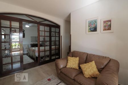 Casa para alugar com 220m², 2 quartos e 1 vagaSuite 