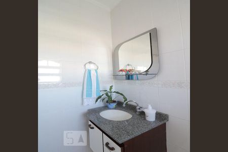 Casa para alugar com 220m², 2 quartos e 1 vagaBanheiro de Serviço