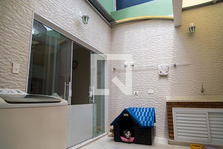 Casa de condomínio à venda com 150m², 3 quartos e 2 vagasQuintal e Área de Serviço