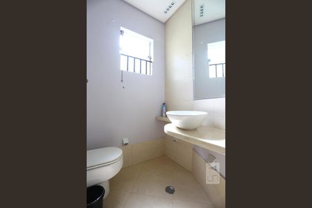 Lavabo de casa à venda com 4 quartos, 330m² em Adalgisa, Osasco