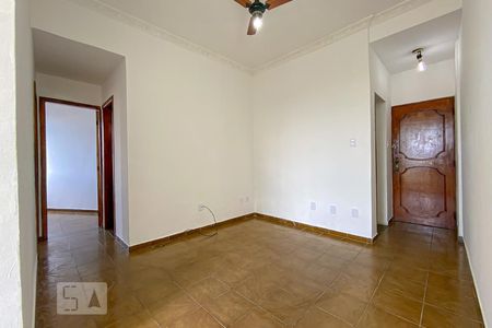 Sala de apartamento para alugar com 2 quartos, 64m² em Braz de Pina, Rio de Janeiro