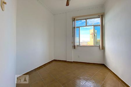 Quarto 1 de apartamento para alugar com 2 quartos, 64m² em Braz de Pina, Rio de Janeiro