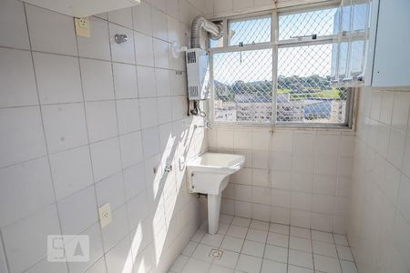 Apartamento à venda com 47m², 2 quartos e 2 vagas Apartamento à venda com 47m², 2 quartos e 2 vagasCozinha e Área de Serviço