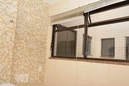 Apartamento à venda com 129m², 4 quartos e 2 vagasDetalhe da area de serviço