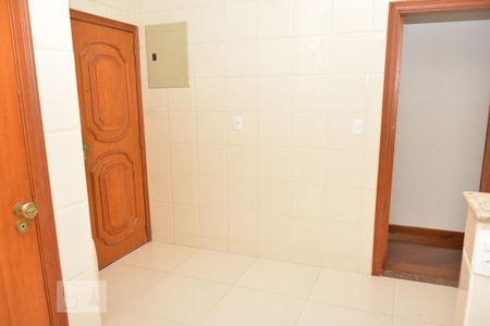 Apartamento à venda com 129m², 4 quartos e 2 vagasDetalhe da area de serviço