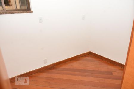 Apartamento à venda com 129m², 4 quartos e 2 vagasQuarto 4