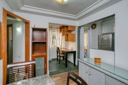 Sala de apartamento para alugar com 2 quartos, 44m² em Bigorrilho, Curitiba