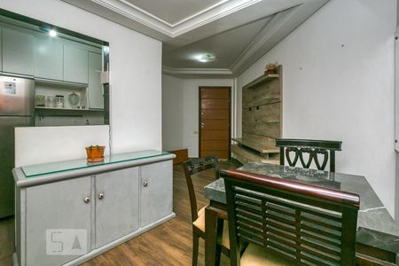 Sala de apartamento para alugar com 2 quartos, 44m² em Bigorrilho, Curitiba