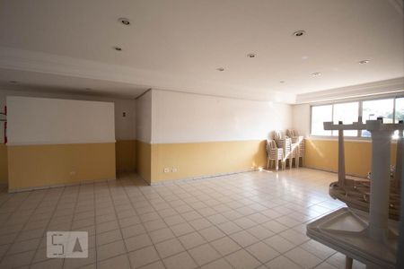 Apartamento para alugar com 74m², 2 quartos e 2 vagasSalão de Festas