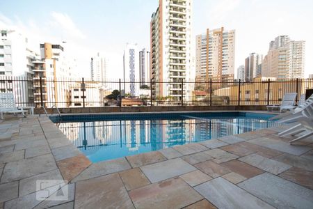 Apartamento para alugar com 74m², 2 quartos e 2 vagasPiscina