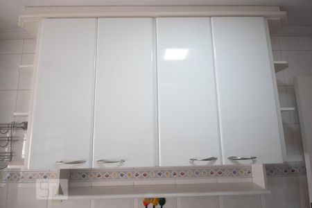 Apartamento para alugar com 74m², 2 quartos e 2 vagasCozinha - Armários