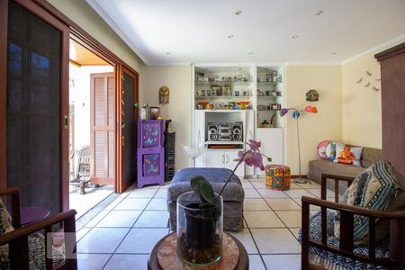 Sala de casa para alugar com 4 quartos, 338m² em Itacorubi, Florianópolis