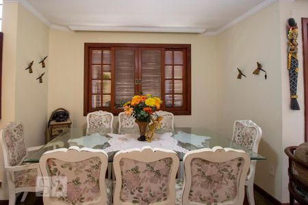 Sala de casa para alugar com 4 quartos, 338m² em Itacorubi, Florianópolis