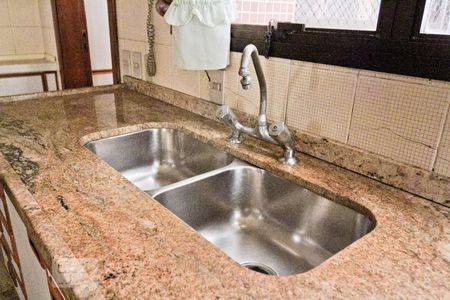 Apartamento à venda com 354m², 5 quartos e 4 vagasCozinha