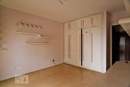 Apartamento à venda com 354m², 5 quartos e 4 vagasSuíte 2