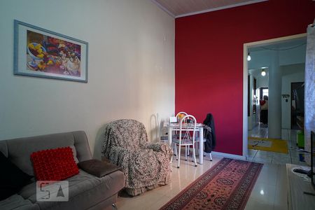 Sala 1 de casa à venda com 3 quartos, 330m² em Passo da Areia, Porto Alegre
