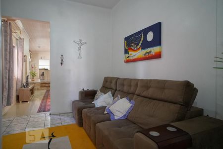 Sala 2 de casa à venda com 3 quartos, 330m² em Passo da Areia, Porto Alegre