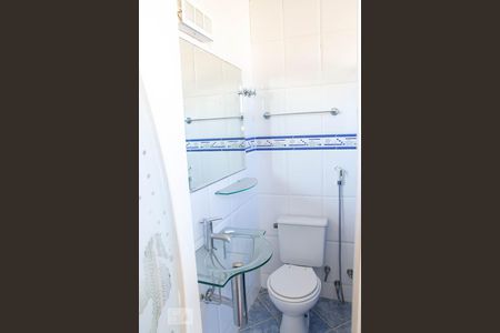 Banheiro do Quarto 1 de casa de condomínio à venda com 4 quartos, 160m² em Jardim Valdibia, São Bernardo do Campo