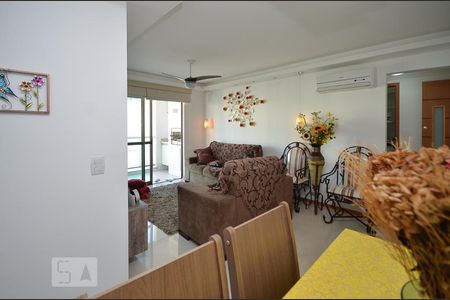 Sala de apartamento à venda com 2 quartos, 85m² em Icaraí, Niterói