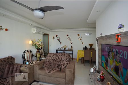 Sala de apartamento à venda com 2 quartos, 85m² em Icaraí, Niterói