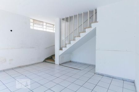 Casa à venda com 115m², 2 quartos e 4 vagasSala