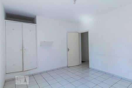 Casa à venda com 115m², 2 quartos e 4 vagasQuarto 2