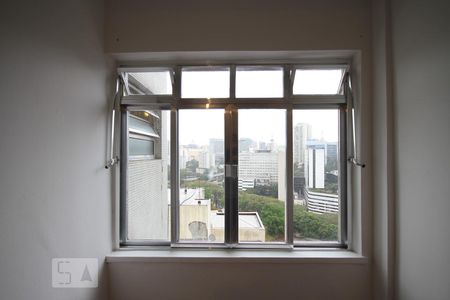 Sala de kitnet/studio à venda com 1 quarto, 28m² em Aclimação, São Paulo