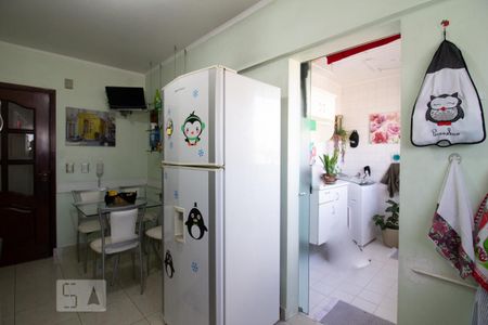 Apartamento à venda com 75m², 2 quartos e 1 vaga Apartamento à venda com 75m², 2 quartos e 1 vagaCozinha