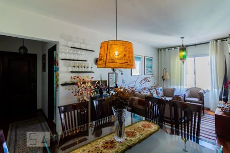 Apartamento à venda com 75m², 2 quartos e 1 vaga Apartamento à venda com 75m², 2 quartos e 1 vagaSala