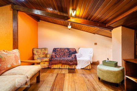 Casa à venda com 254m², 3 quartos e 3 vagas Casa à venda com 254m², 3 quartos e 3 vagasSala