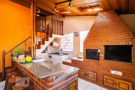 Casa à venda com 254m², 3 quartos e 3 vagas Casa à venda com 254m², 3 quartos e 3 vagasChurrasqueira