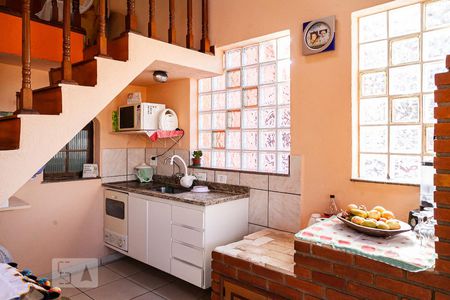 Casa à venda com 254m², 3 quartos e 3 vagas Casa à venda com 254m², 3 quartos e 3 vagasCozinha 2