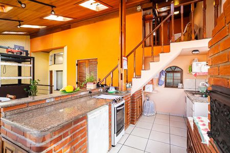 Casa à venda com 254m², 3 quartos e 3 vagas Casa à venda com 254m², 3 quartos e 3 vagasCozinha 2