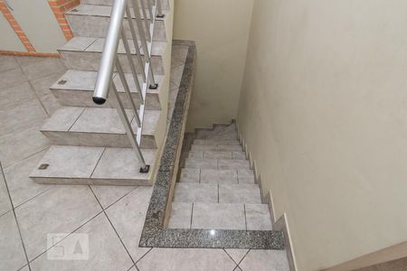 Casa para alugar com 149m², 3 quartos e 1 vagaHall do 2º andar - Escadas